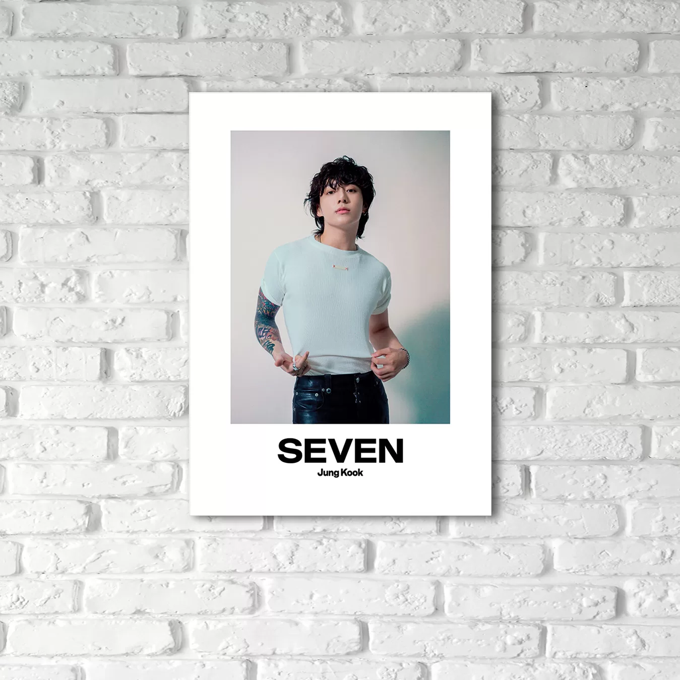 картина на стекле 70х50 см, "Seven 2" ID031 на фоне стены